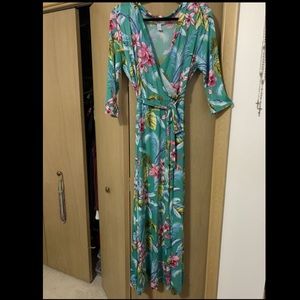 Plus Size Floral Maxi Dress